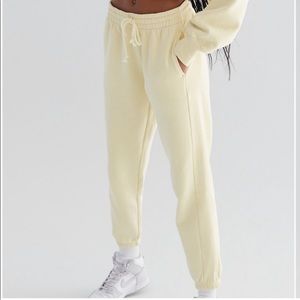 TNA - Cozy Fleece Boyfriend Sweatpants